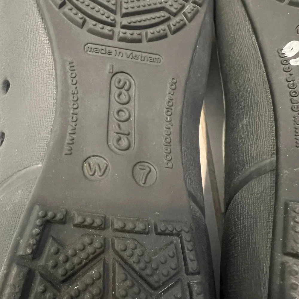 CROCS women cap